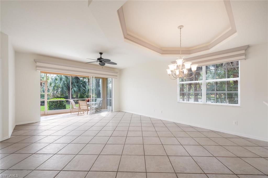 3964 Bishopwood Ct E # 106 Property Photo 3