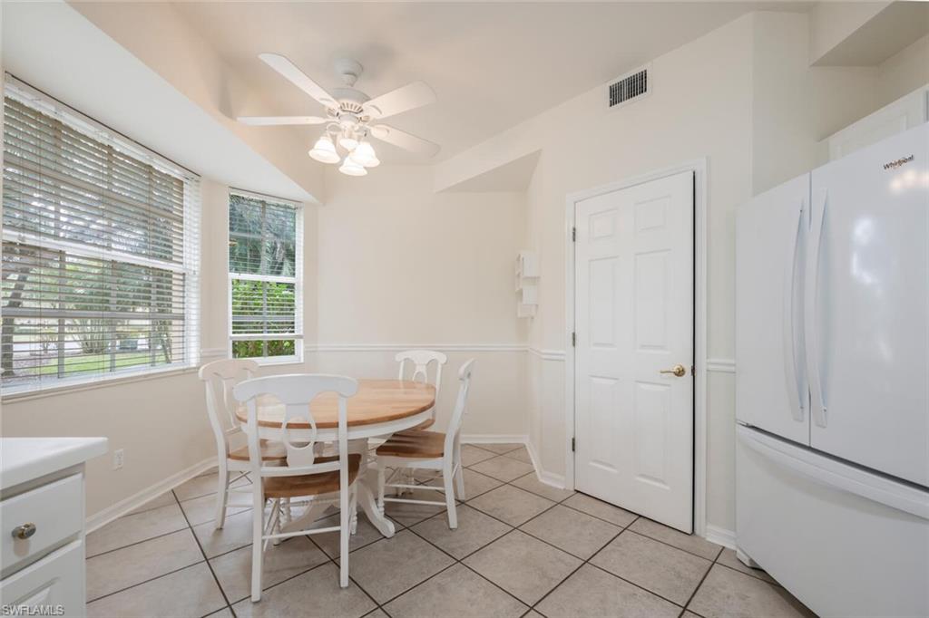 3964 Bishopwood Ct E # 106 Property Photo 8