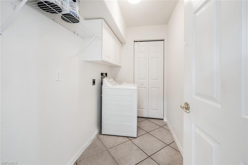3964 Bishopwood Ct E # 106 Property Photo 19