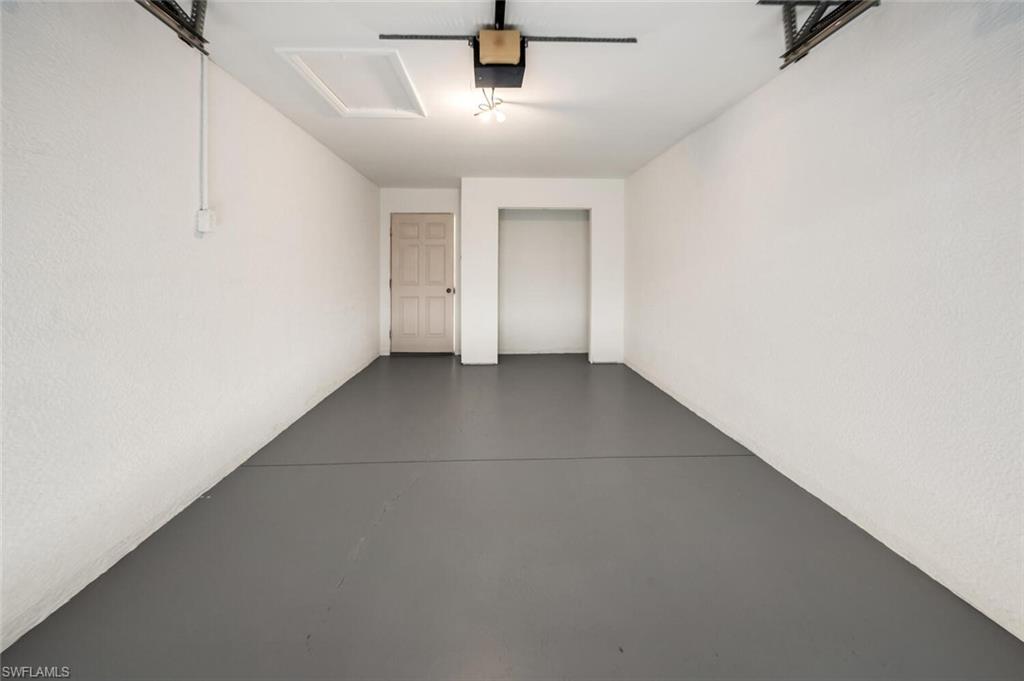 3964 Bishopwood Ct E # 106 Property Photo 24