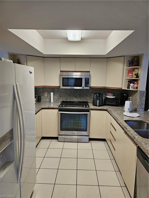 6681 Fairview St Property Photo 15