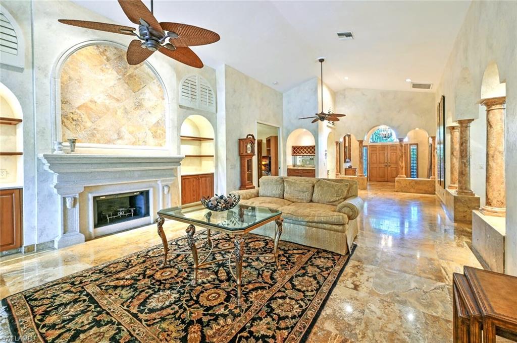 481 Crestwood Ln Property Photo 11