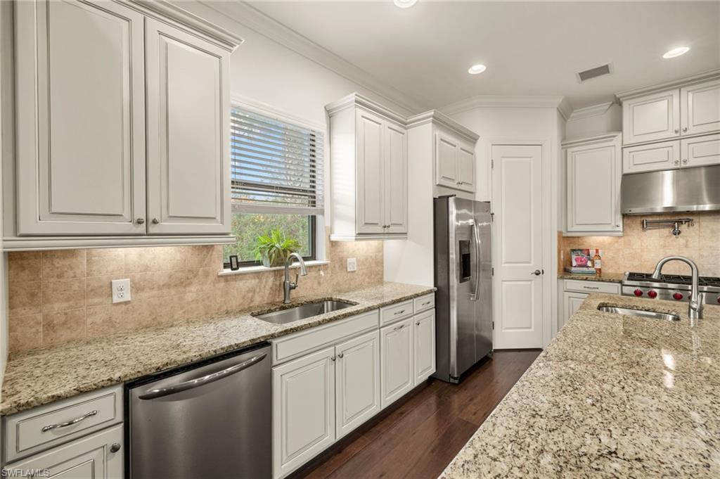 8502 Palacio Ter N Property Photo 10