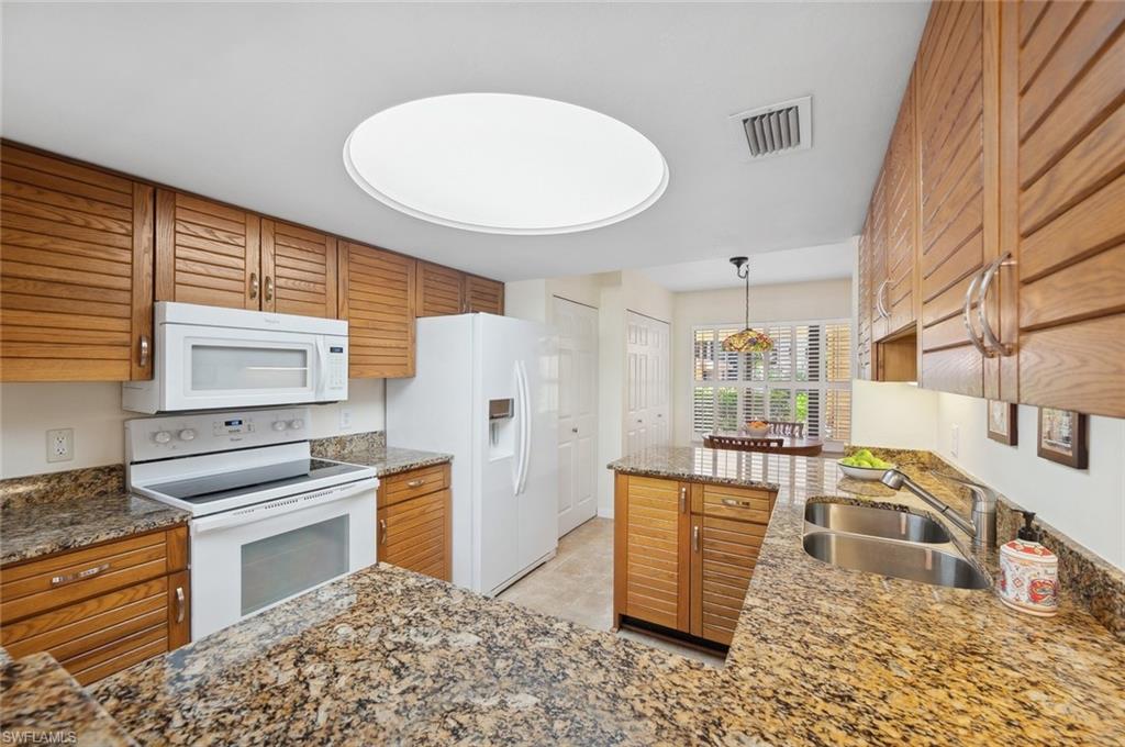 6710 Pelican Bay Blvd # 412 Property Photo 16