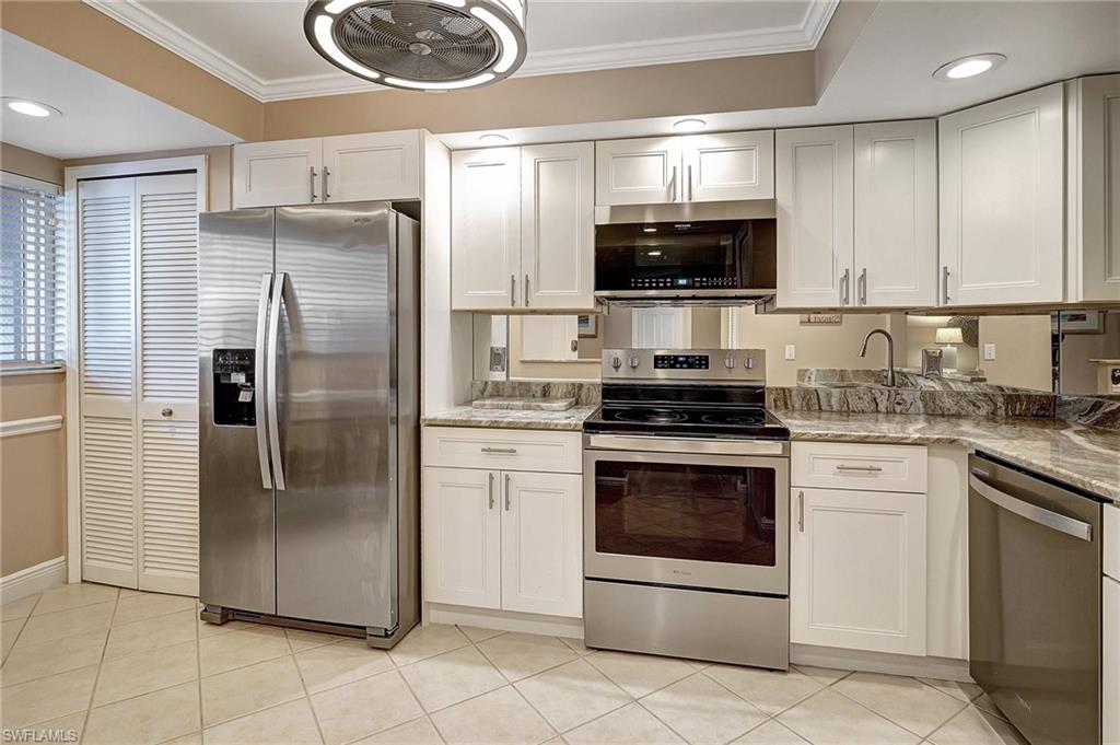 11921 Seabreeze Cove Ln # 101 Property Photo 4