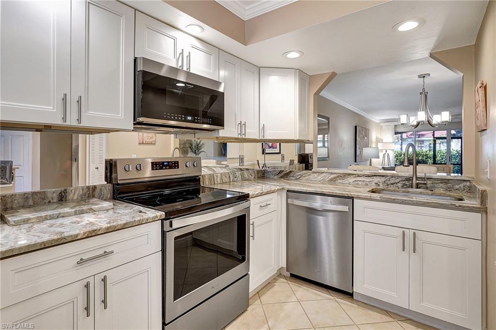 11921 Seabreeze Cove Ln # 101 Property Photo 5