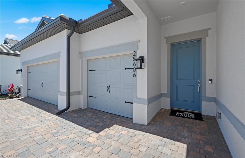 25606 Shoreline Gaze Dr Property Photo 4