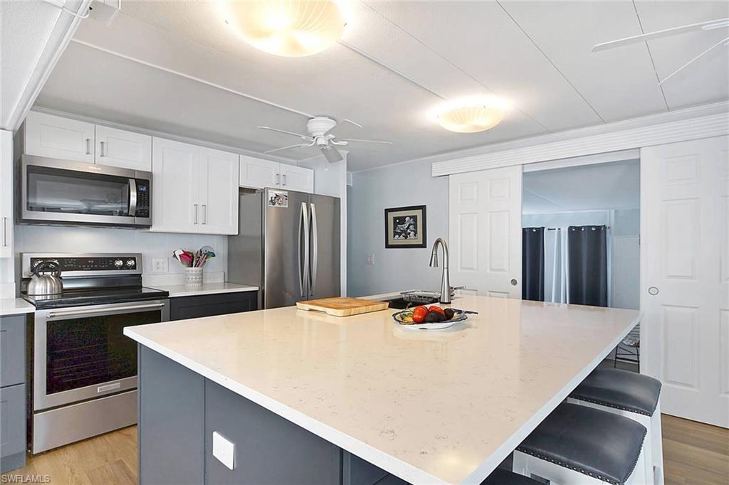 3893 Dewberry Ln Property Photo 5