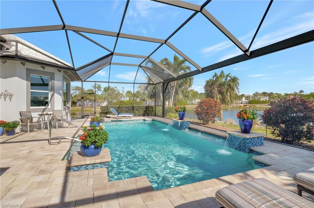 5046 Martinique Dr Property Photo 8