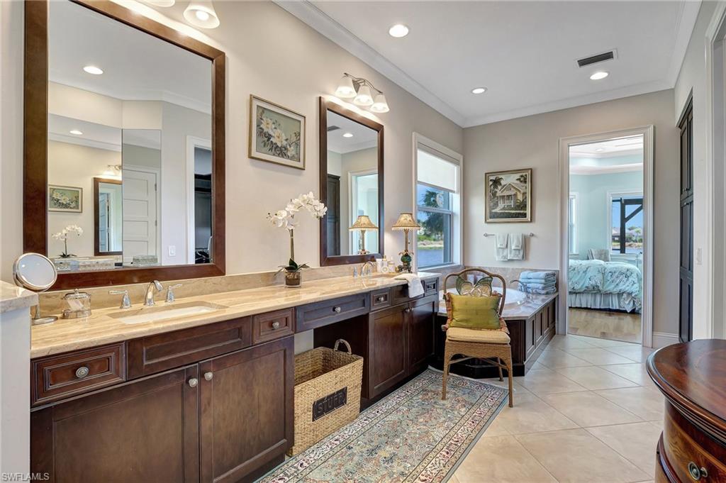 5046 Martinique Dr Property Photo 22