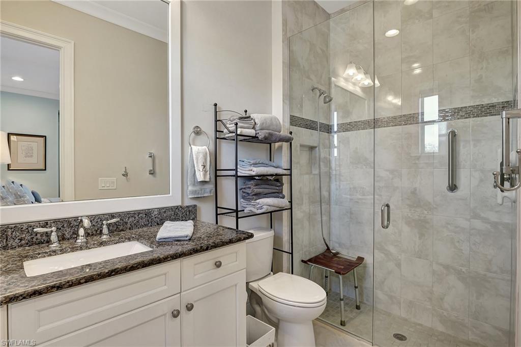 5046 Martinique Dr Property Photo 33