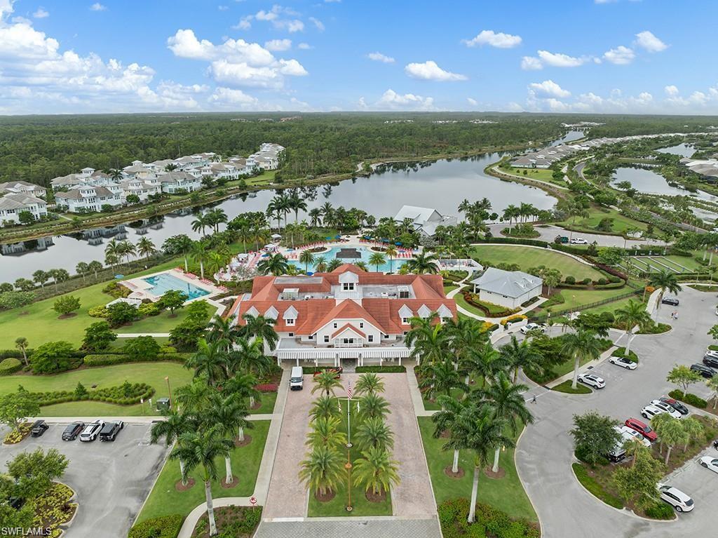 5046 Martinique Dr Property Photo 36