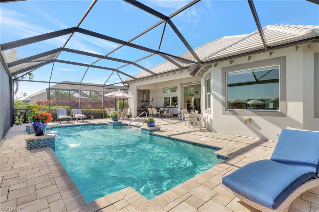 5046 Martinique Dr Property Photo 44