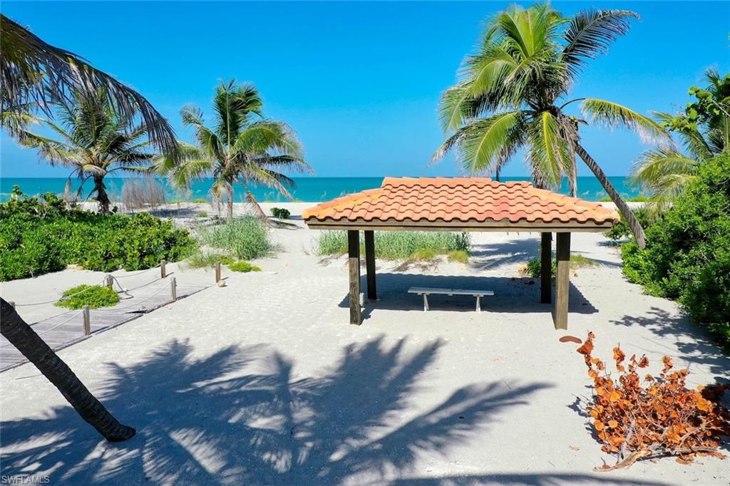 16632 Captiva Dr Property Photo 10