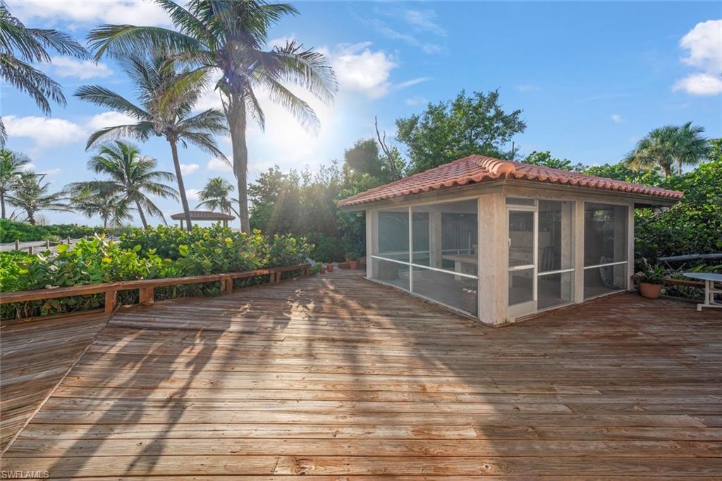 16632 Captiva Dr Property Photo 20