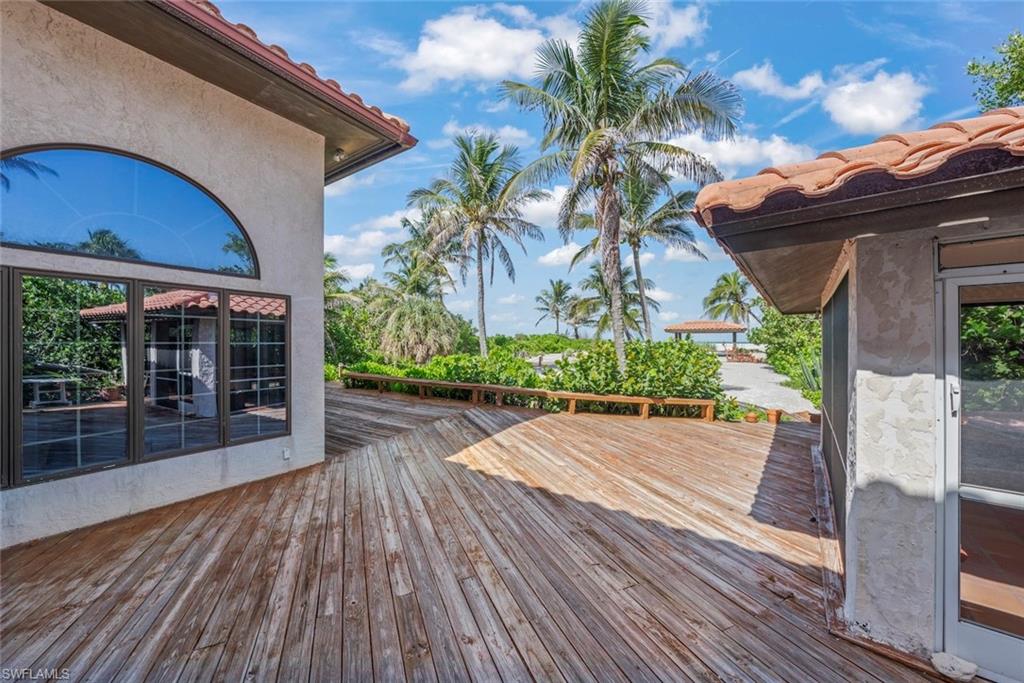 16632 Captiva Dr Property Photo 22
