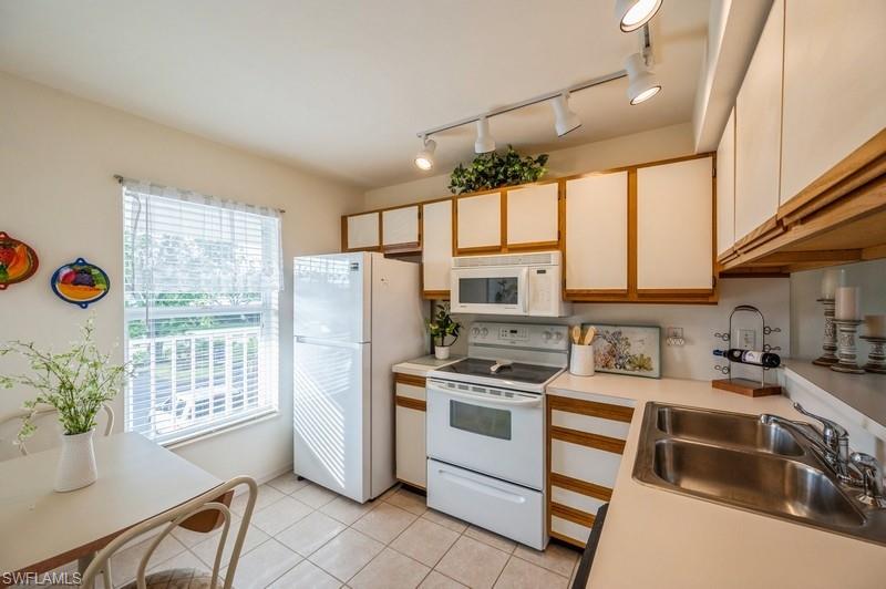1325 Mainsail Dr # 1213 Property Photo 4
