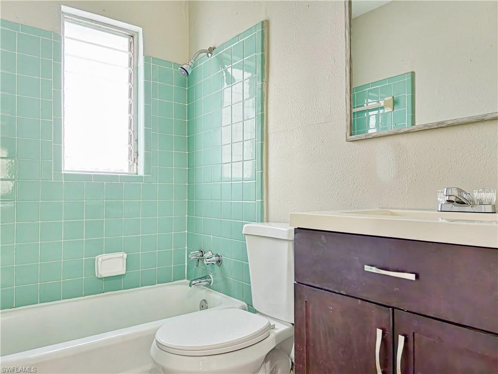 3488 Roberts St Property Photo 12