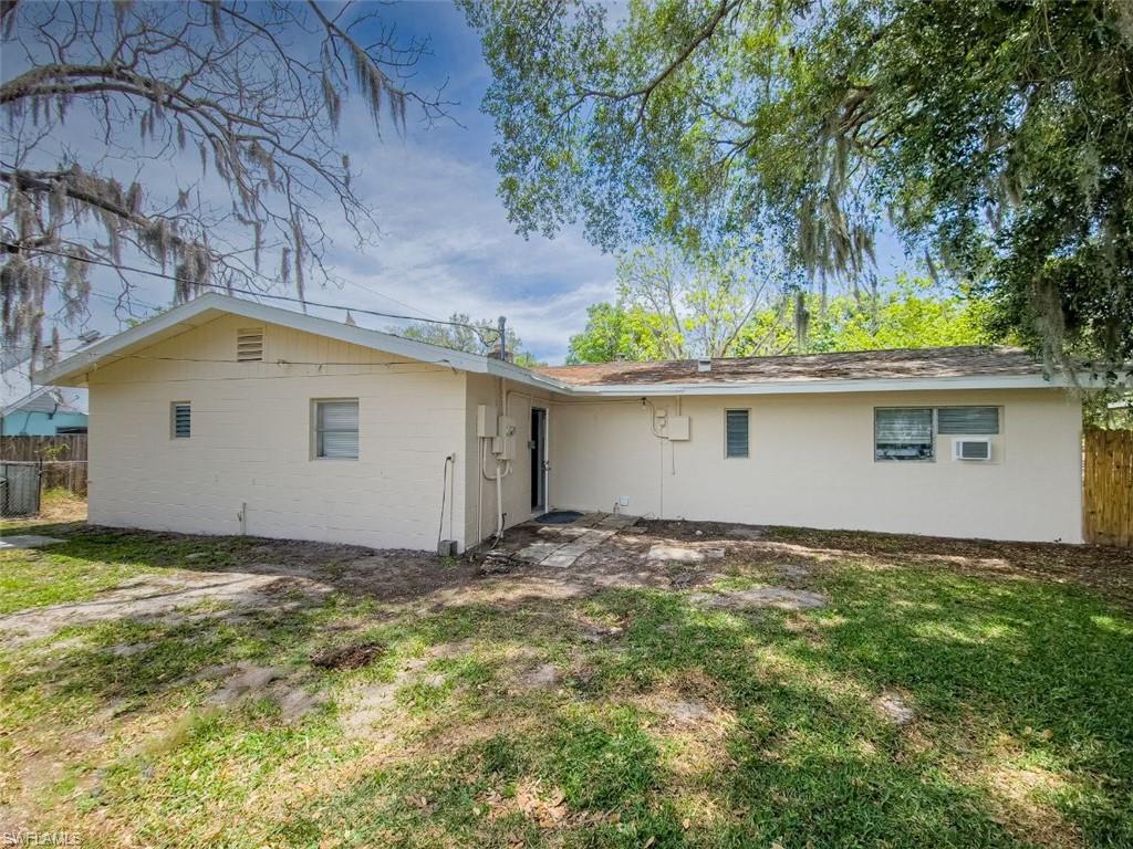 3488 Roberts St Property Photo 15