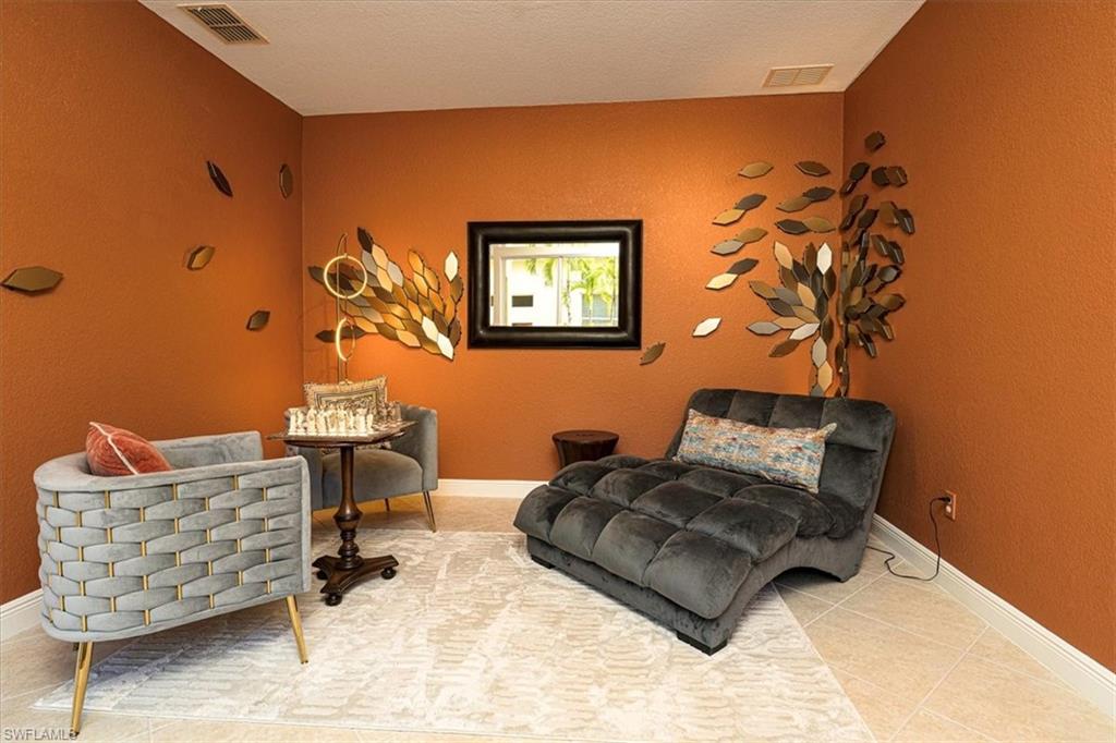 7703 Martino Cir Property Photo 9