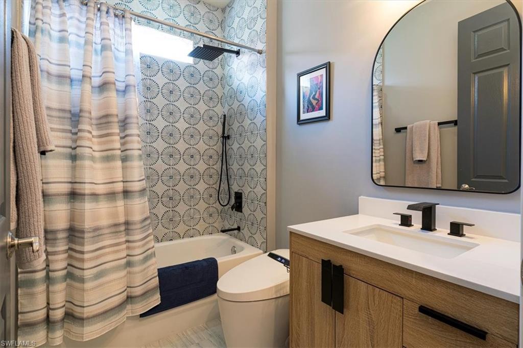 7703 Martino Cir Property Photo 17