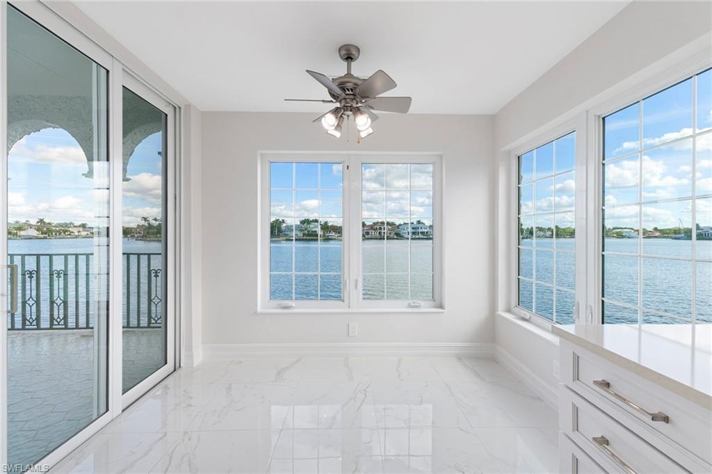 4000 Gulf Shore Blvd N 2000 Property Photo 3