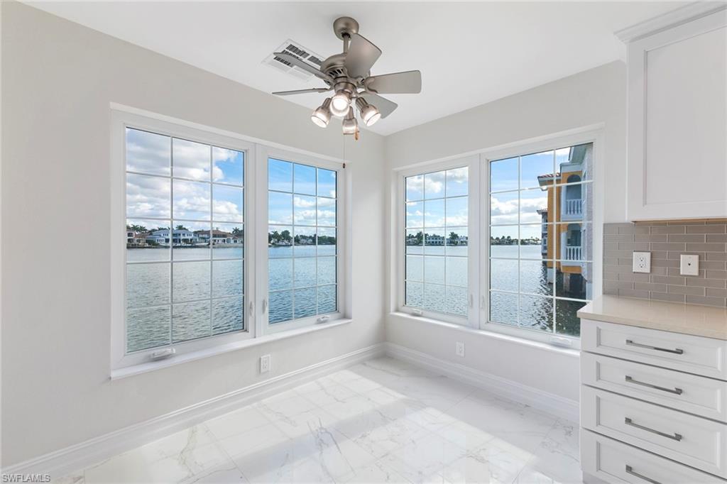 4000 Gulf Shore Blvd N 2000 Property Photo 4