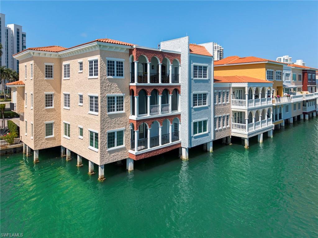 4000 Gulf Shore Blvd N 2000 Property Photo 22