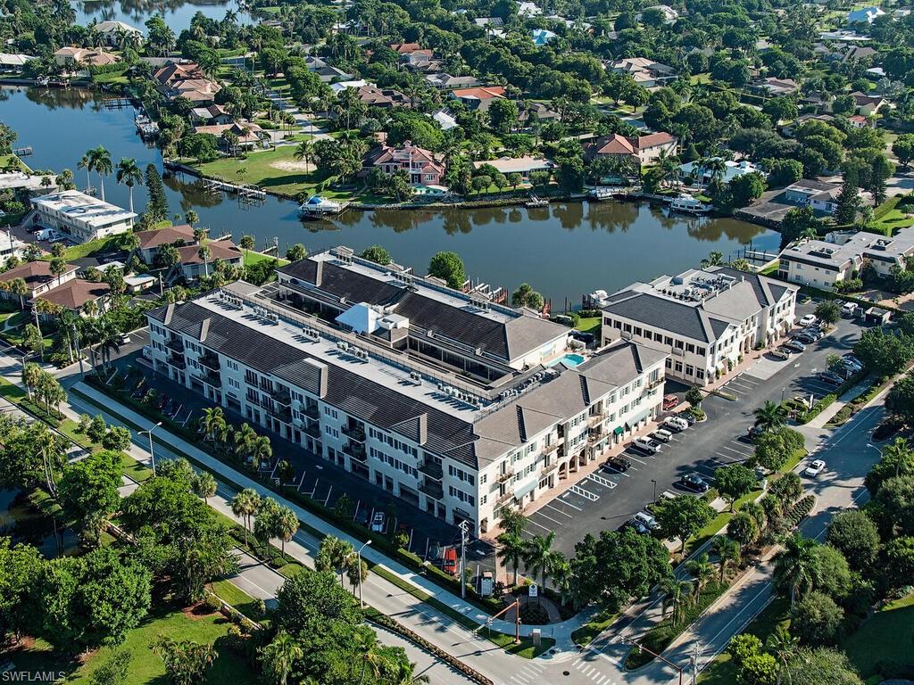 1400 Gulf Shore Blvd N # 305 Property Photo