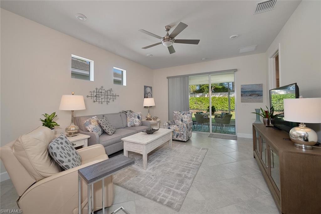 10709 Manatee Key Ln Property Photo 2