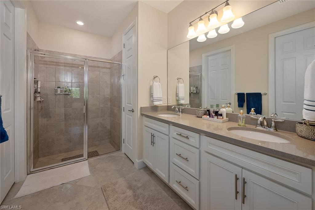 10709 Manatee Key Ln Property Photo 10