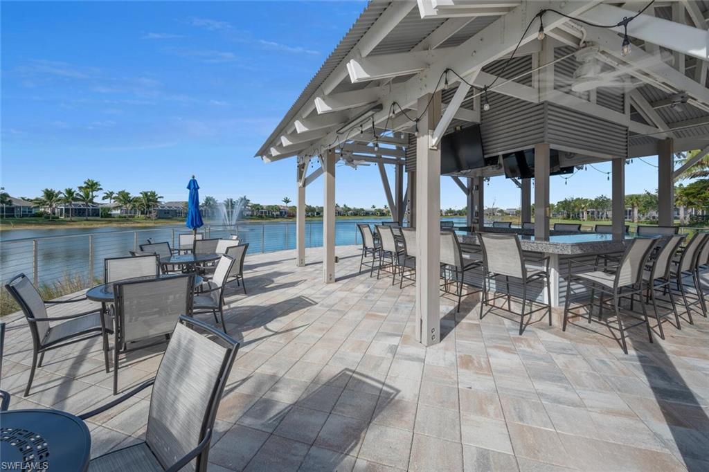 10709 Manatee Key Ln Property Photo 15