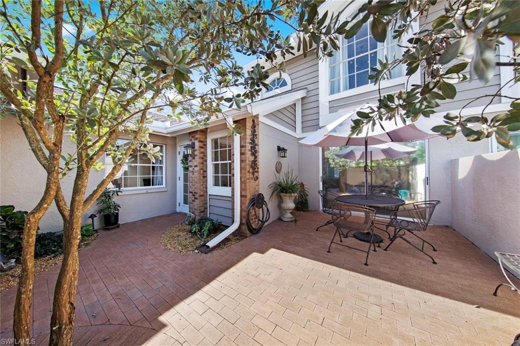 Three Oaks Elementry School Real Estate Listings Main Image