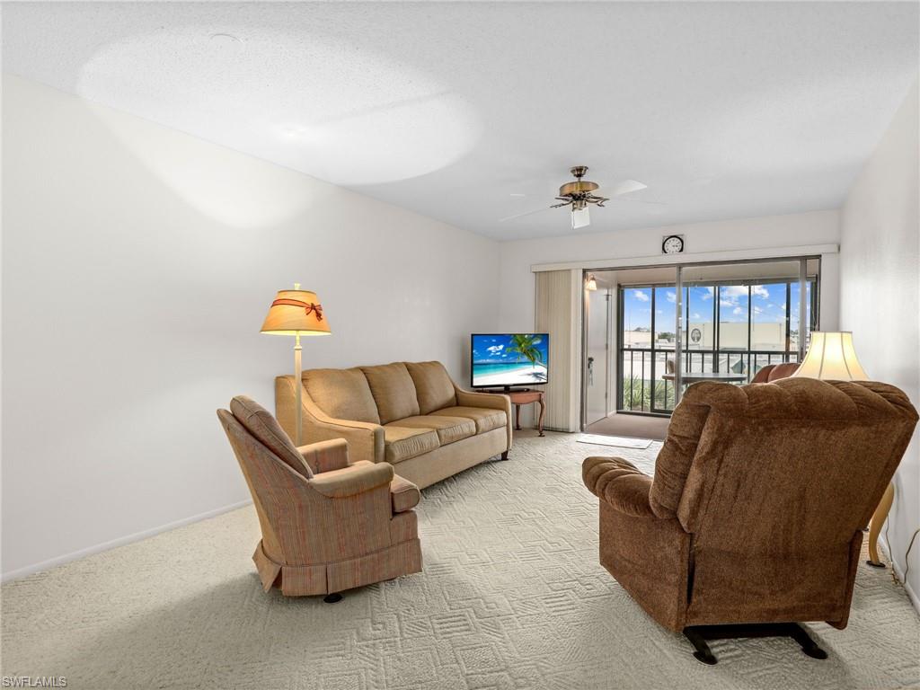 2395 Harbor Blvd # 322 Property Photo 12