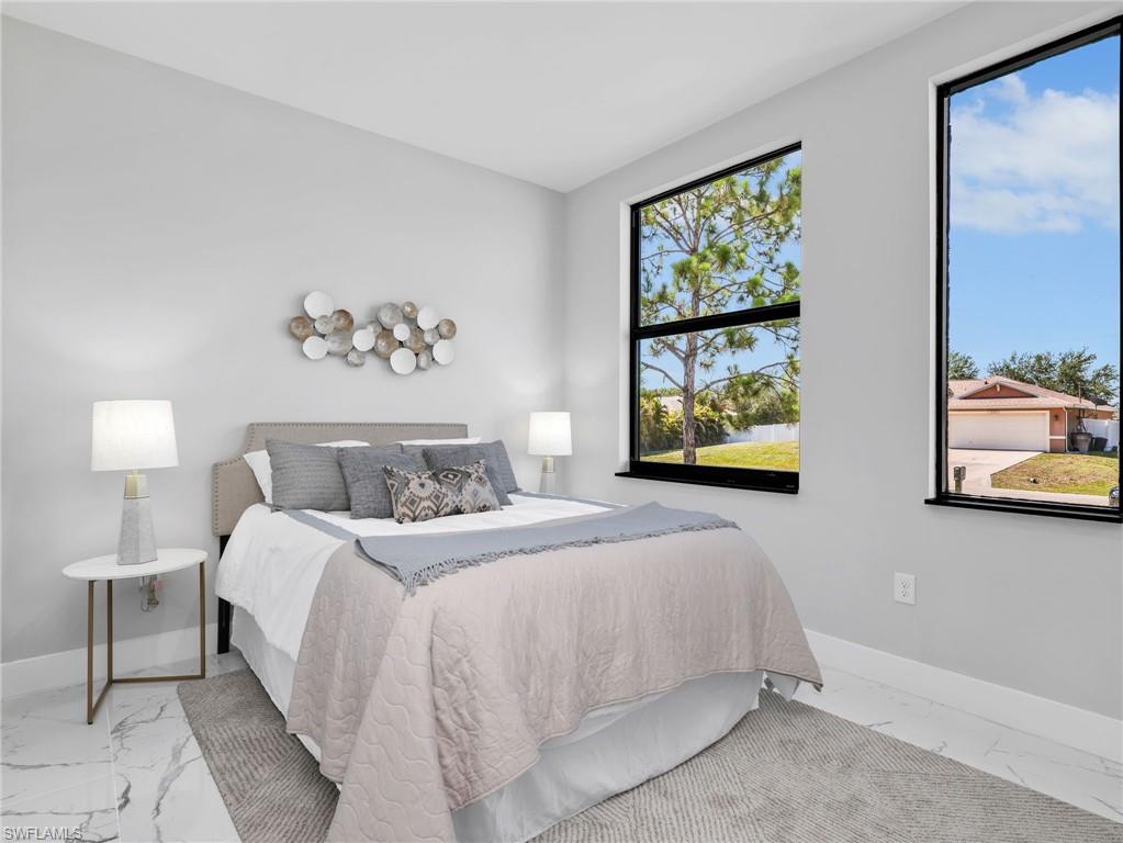 1423 20th Ter Property Photo 10