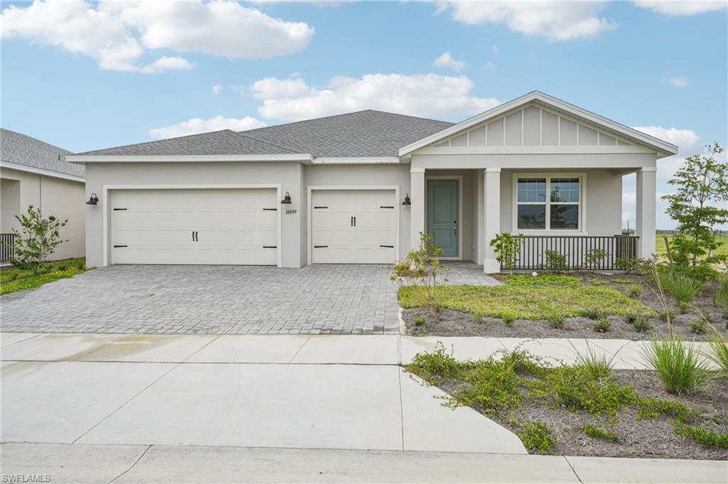 16439 Seven Lakes Ave Property Photo 1