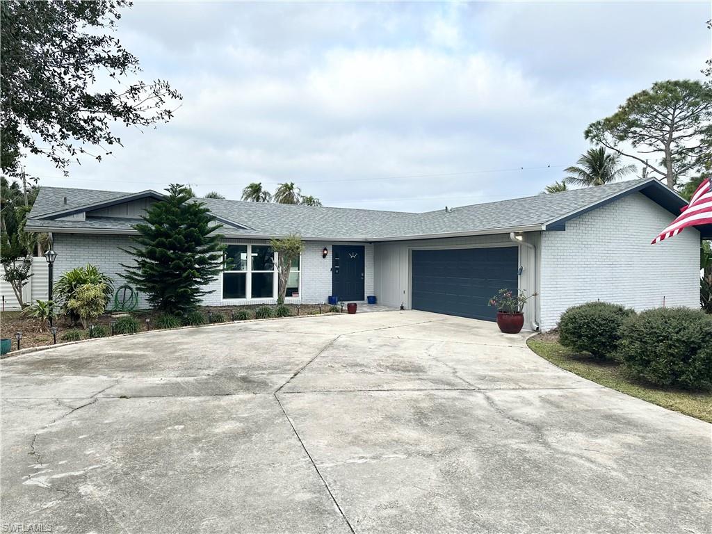 Boulevard Manor Real Estate Listings Main Image