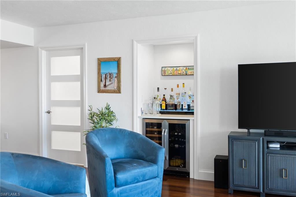 5601 Turtle Bay Dr # 402 Property Photo 7