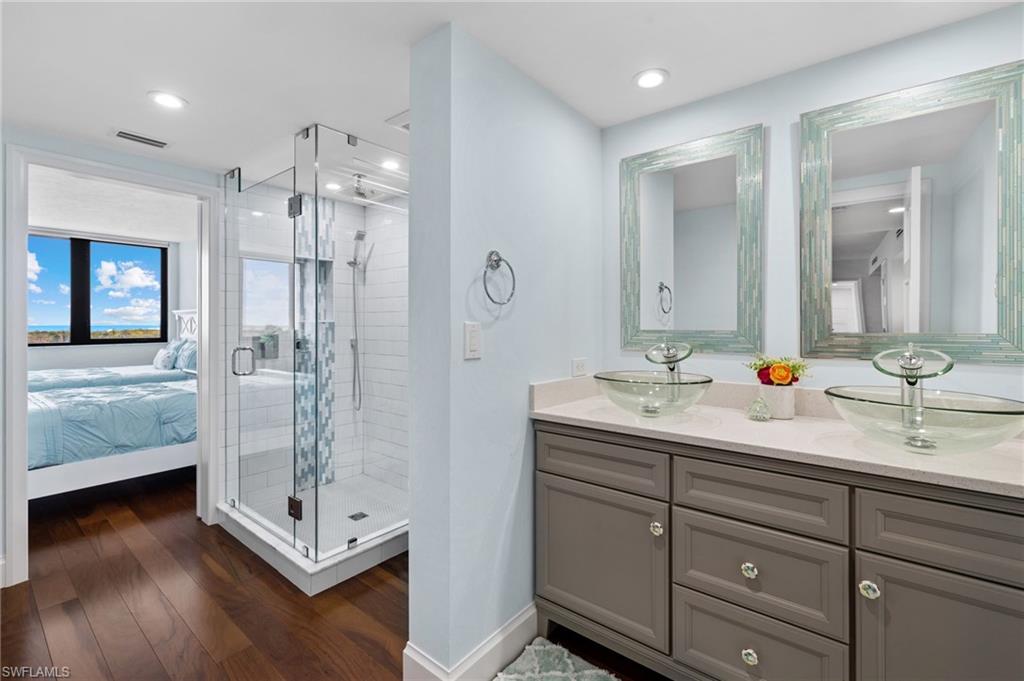 5601 Turtle Bay Dr # 402 Property Photo 25