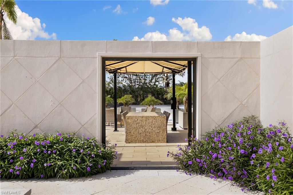 5601 Turtle Bay Dr # 402 Property Photo 42
