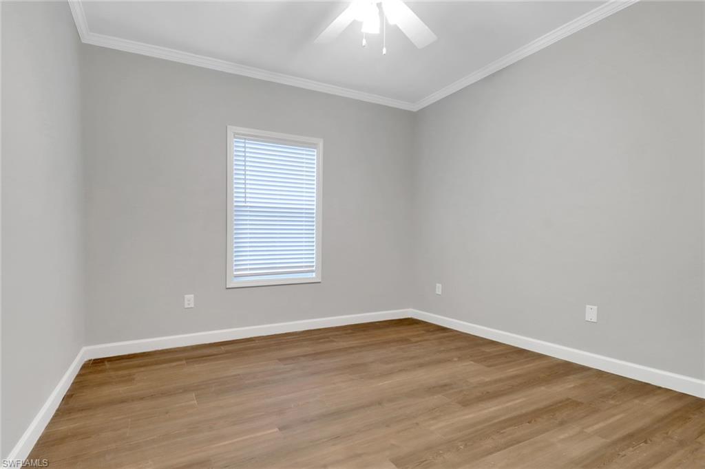 838 Porter St E Property Photo 23