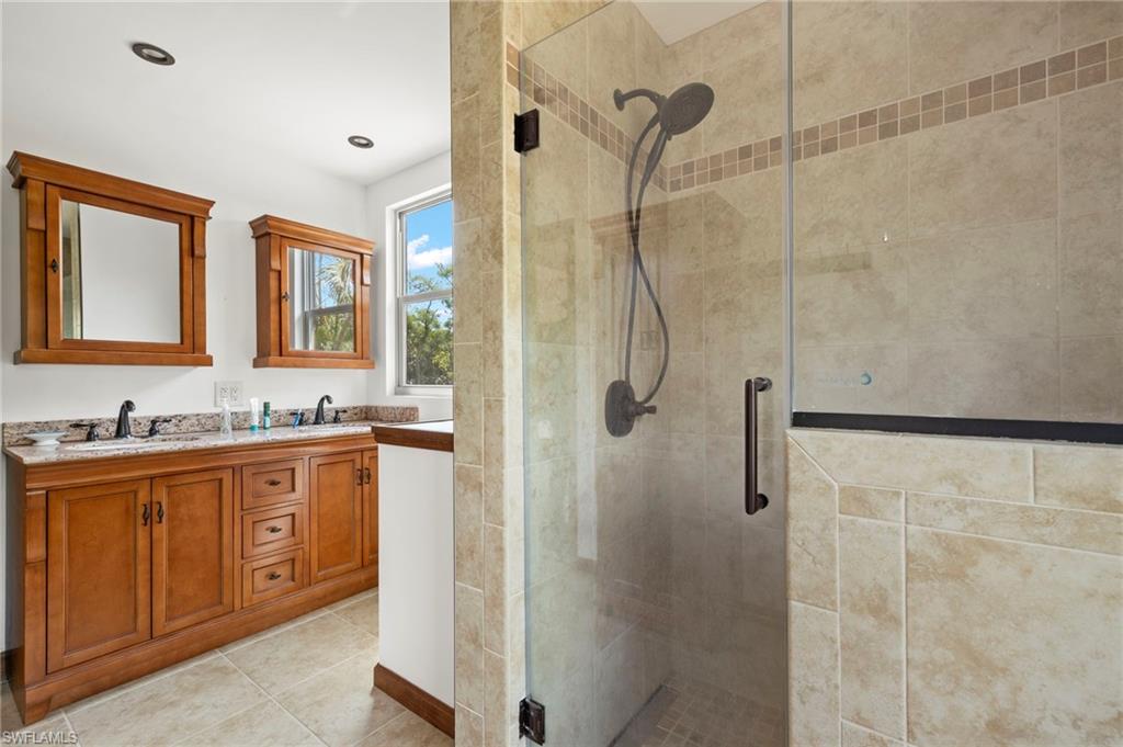 1446 & 1444 Periwinkle Way Property Photo 11