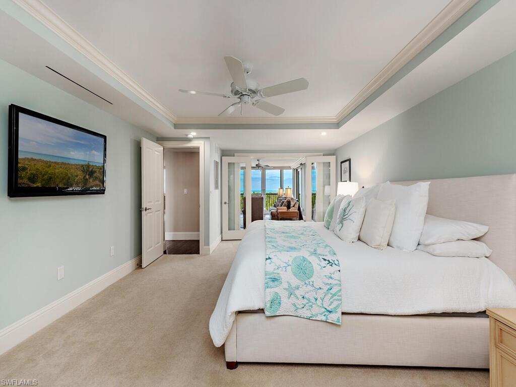 5601 Turtle Bay Dr # 404 Property Photo 9