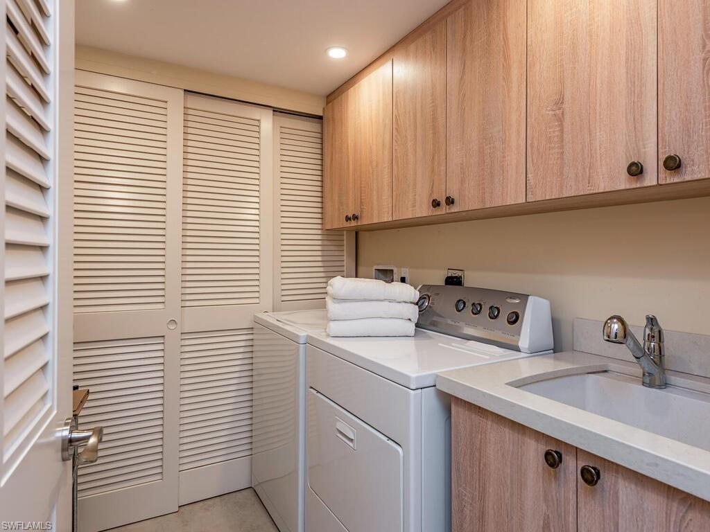 5601 Turtle Bay Dr # 404 Property Photo 17