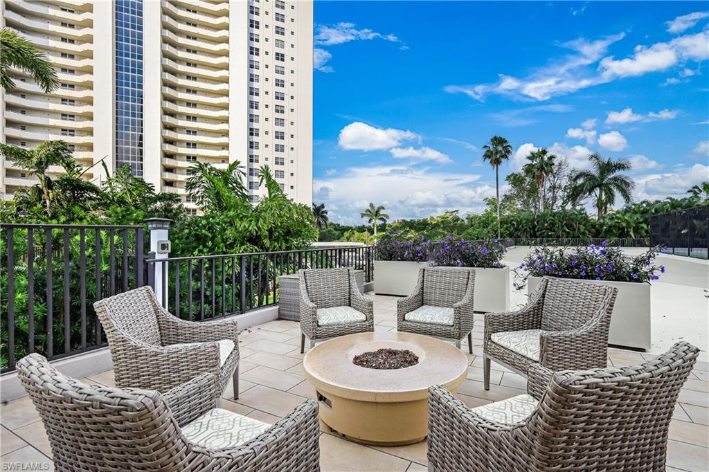 5601 Turtle Bay Dr # 404 Property Photo 21