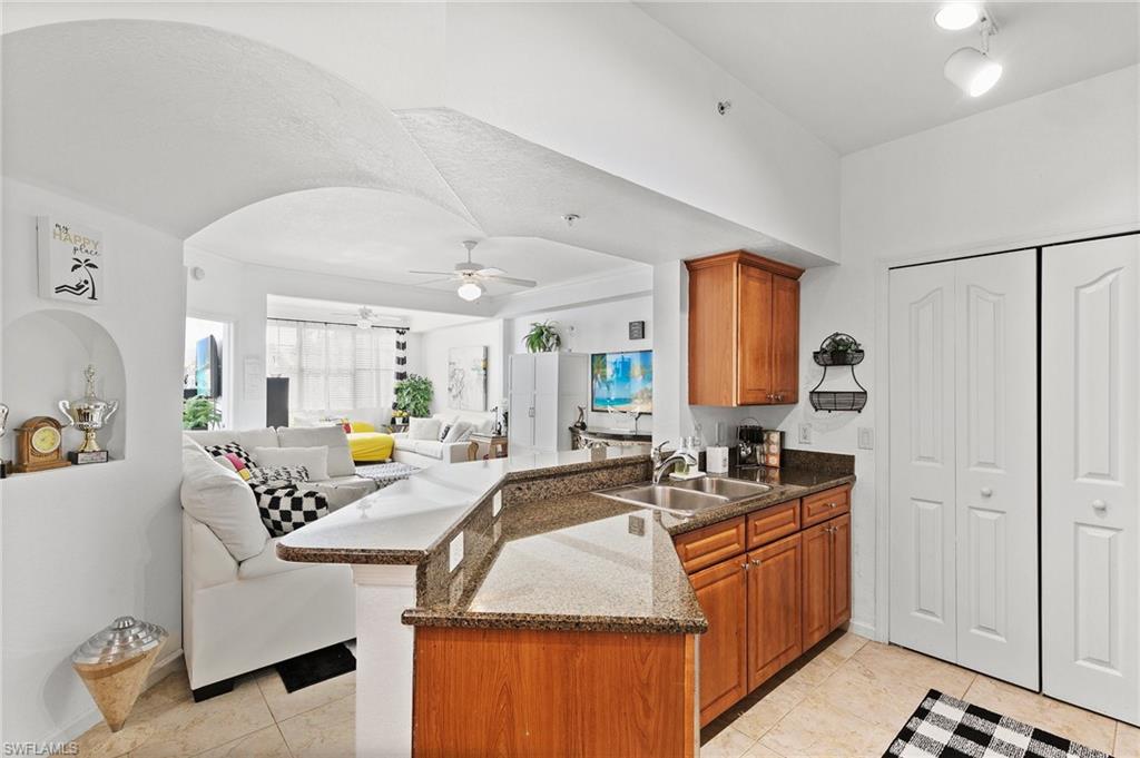 12990 Positano Cir # 305 Property Photo 6
