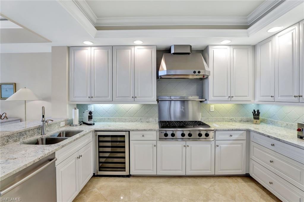 285 Grande Way # 1605 Property Photo 10