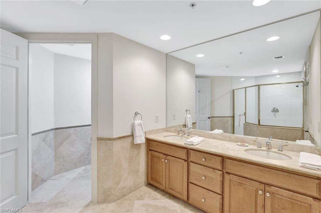 285 Grande Way # 1605 Property Photo 24