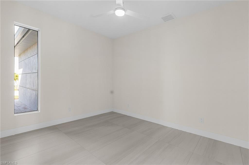 1235 Nw 36th Pl Property Photo 18