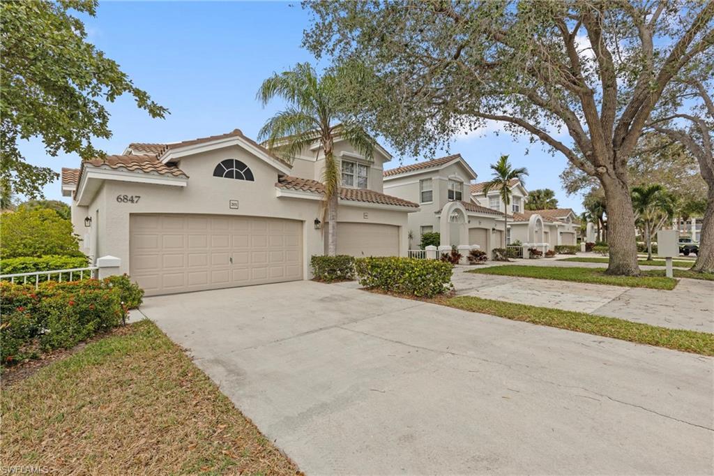 6847 Lantana Bridge Rd # 201 Property Photo 2